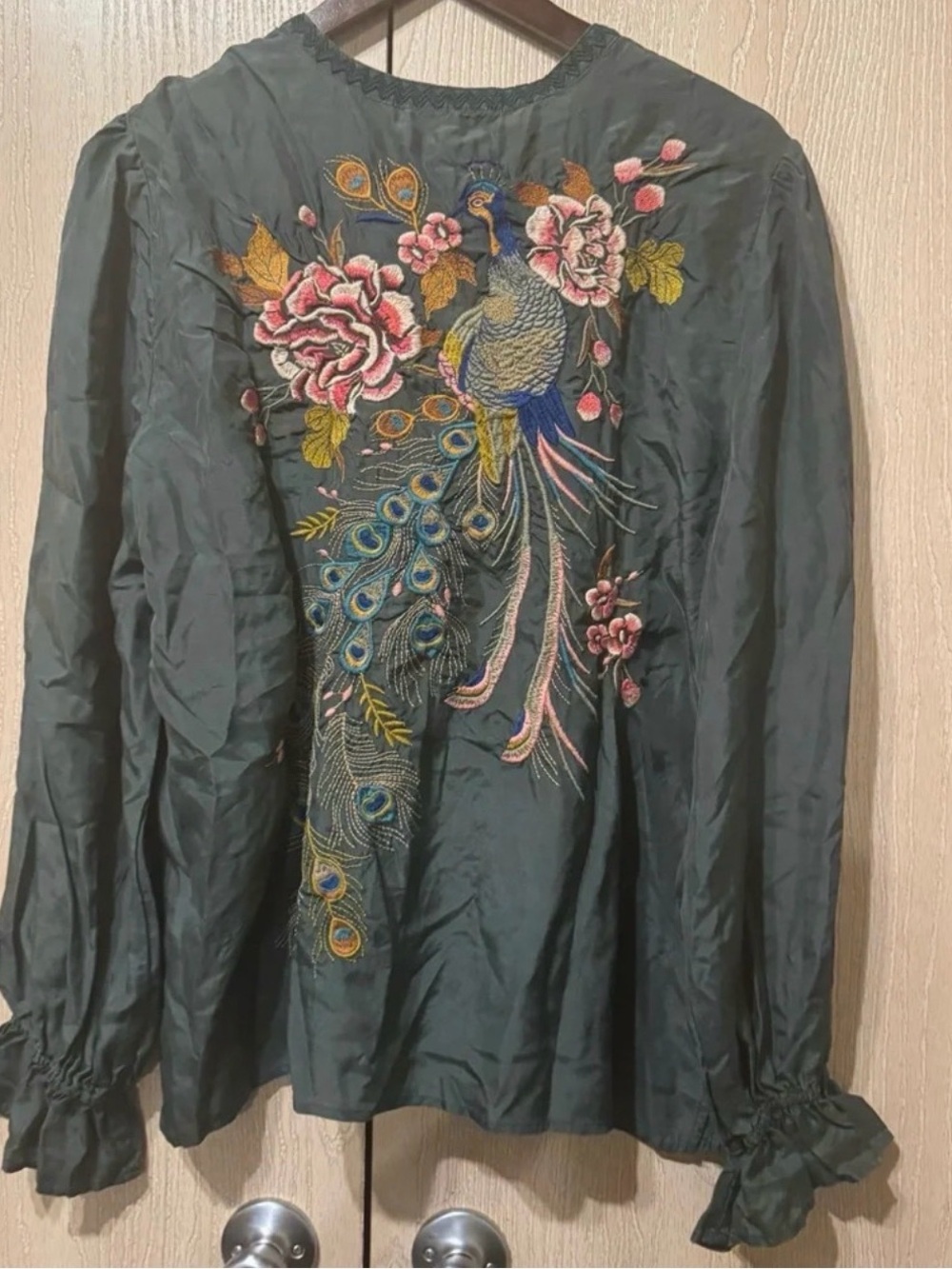 BEAUTIFUL JOHNNY WAS GREEN SILK QUITO VICTORIAN PRAIRIE BLOUSE
 NEW WITH TAGS - Picture 7 of 11